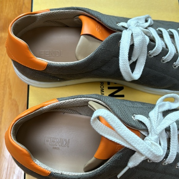 FENDI ROMA Men’s Sneakers US Size 9 Made in Italy - Picture 5 of 7